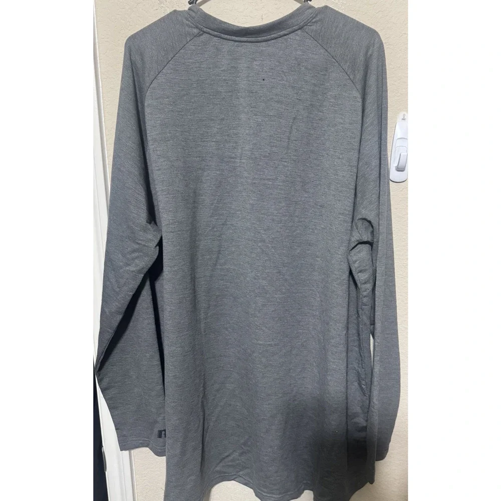 Russell training fit Men’s grey sweatshirt 2XL performance long sleeve tiny flaw